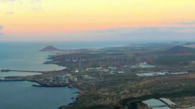 Yol kayalık arazide