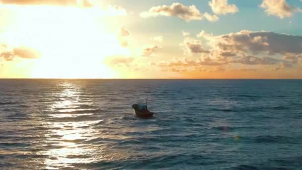 Barco Mar Atardecer — Vídeos de Stock