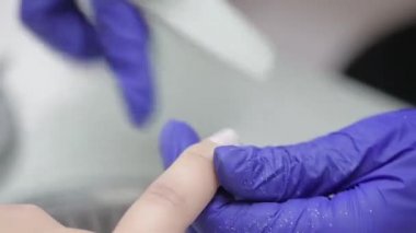 Hazırlık kadın Güzellik Merkezi Sanat çivi