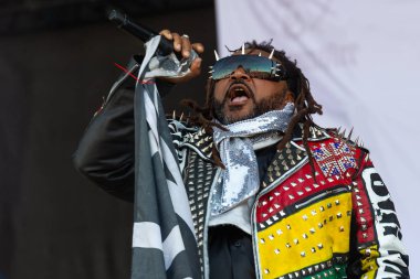 Panensky Tynec'te, Çek Cumhuriyeti - 30 Haziran 2018: şarkıcı Benji Webbe sırasında performans 30 Haziran 2018 Aerodrome Festivali Panensky Tynec'te, Çek Cumhuriyeti için Skindred.