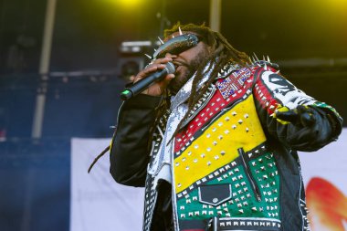 Panensky Tynec'te, Çek Cumhuriyeti - 30 Haziran 2018: şarkıcı Benji Webbe sırasında performans 30 Haziran 2018 Aerodrome Festivali Panensky Tynec'te, Çek Cumhuriyeti için Skindred.