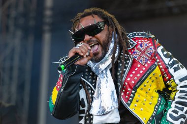 Panensky Tynec'te, Çek Cumhuriyeti - 30 Haziran 2018: şarkıcı Benji Webbe sırasında performans 30 Haziran 2018 Aerodrome Festivali Panensky Tynec'te, Çek Cumhuriyeti için Skindred.