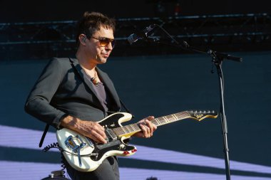 Panensky Tynec'te, Çek Cumhuriyeti - 30 Haziran 2018: gitarist Jamie Hince Kills performans Aerodrome Festivali Panensky Tynec'te, Çek Cumhuriyeti için 30 Haziran 2018 sırasında.