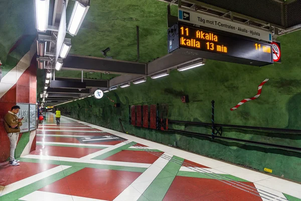 Stockholm Sweden Septembrie 2018 Interiorul Stației Metrou Kungstradgarden Din Stockholm — Fotografie, imagine de stoc