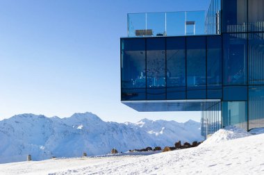 Gaislachkogl dağın zirvesine Sölden, Avusturya