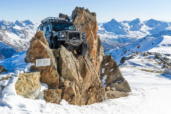 Sölden Oostenrijk November 2018 Land Rover Defender Uit James Bond — Stockfoto