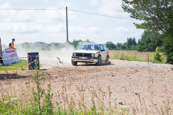 Ciudad Livi Letonia Rally Amateur Camino Tierra Coche Con Jinete — Foto de Stock
