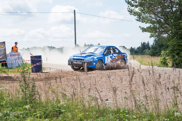 Stad Livi Letland Amateur Rally Onverharde Weg Auto Met Rider — Stockfoto