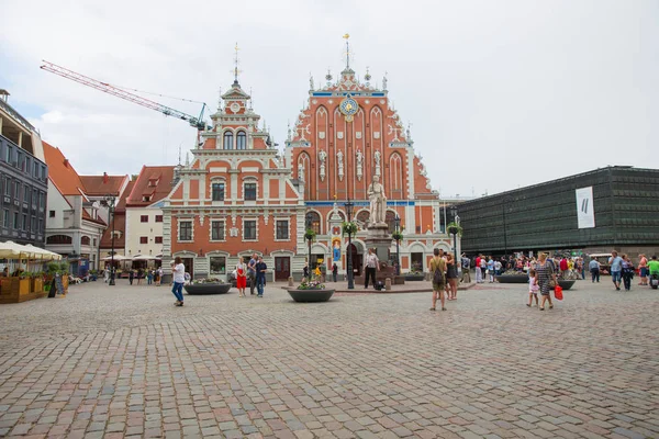 City Riga, Letonya. Eski Şehir, şehir merkezine, halklar ve mimari. Sokaklar ve doğa 2018. Seyahat fotoğraf.