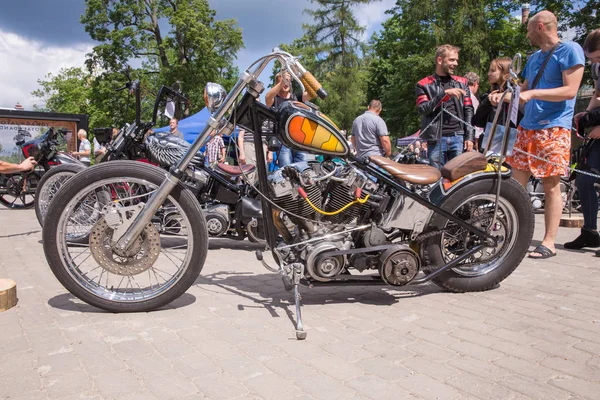 Miasta Cēsis Łotwa Pokaż Motocykl Wystawa Parku Miejskim Narodów Rowery — Zdjęcie stockowe