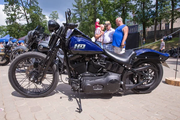 Staden Cesis Lettland Motorcykel Utställning City Park Folk Cyklar Och — Stockfoto