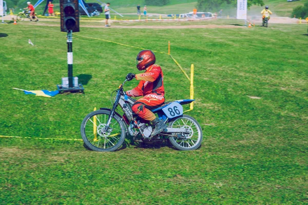 Město Cesis Lotyšsko Retro Moped Show Výstavy Městském Parku Národy — Stock fotografie
