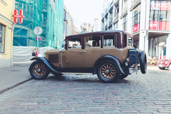 Πόλη Της Ρίγα Λετονία Oldtimer Φεστιβάλ Αυτοκινήτου Στο Πρωτεύουσα Ρίγα — Φωτογραφία Αρχείου