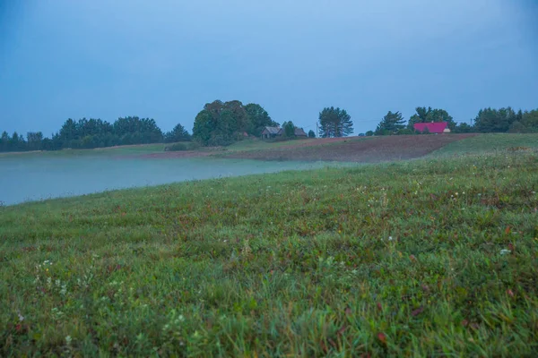 Staden Kraslava Lettland Tidig Morgon Med Solljus Äng Träd Och — Stockfoto