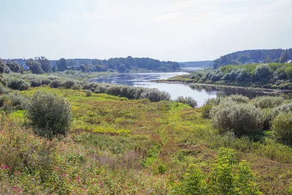 Місто Краслави Латвія Ранні Moorning Сонячного Світла Річки Trees Природа — стокове фото