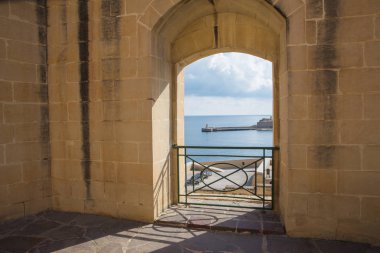 Kent Valleta, Malta, Avrupa. Şehir sokakları ve kentsel. İkinci el, halklar ve mimarisi. Seyahat fotoğraf 2018 Eylül.
