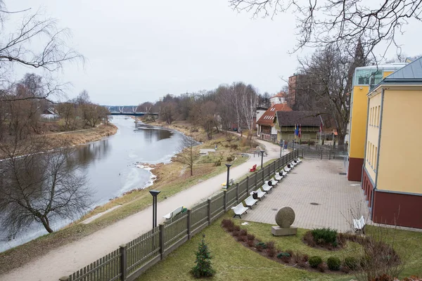 Ciudad Valmiera Letonia Calle Ciudad Edificios Pueblos Viajar Foto Urbana — Foto de Stock