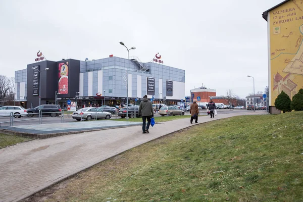 City Valmiera Letónia Rua Cidade Edifícios Povos Viagem Urbana Foto — Fotografia de Stock