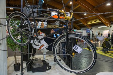 Bisiklet ve açık technik fuarına katıldık, halklar ve reklam. 