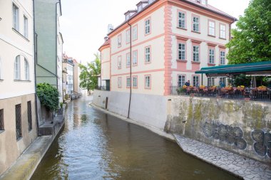 Şehir Prag, Çek Cumhuriyeti. Vltava nehir kanalı. Eski Prag şehri