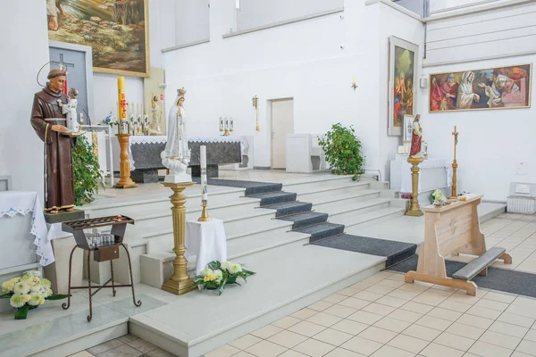 City Riga, Latvian republic. Catholic church interior, paintings — Stock Photo, Image