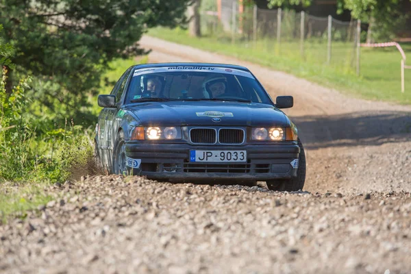 City Cesis, Republiek Letland. Sport machines, track testen. Sto — Stockfoto