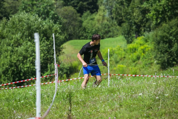 City Cesis, lettiska republiken. Run Race, var människor engagerade i s — Stockfoto