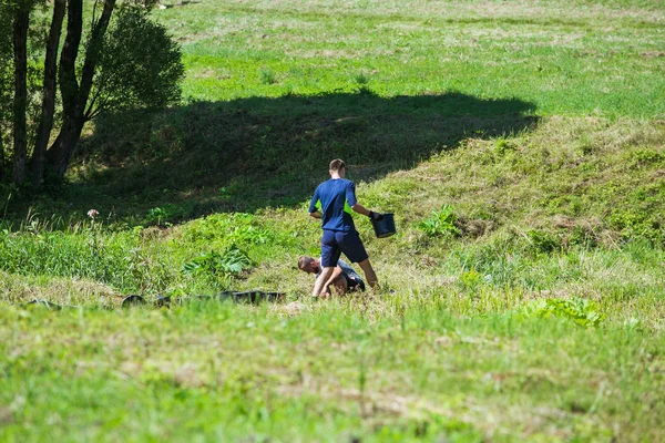 City Cesis, lettiska republiken. Run Race, var människor engagerade i s — Stockfoto