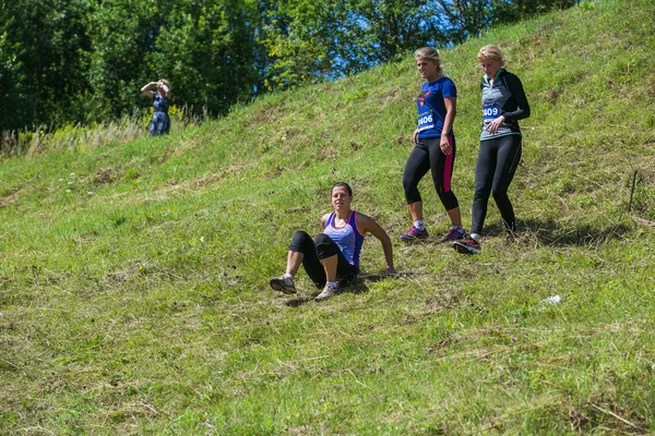 City Cesis, República de Letonia. Carrera carrera, la gente estaba comprometida en s — Foto de Stock