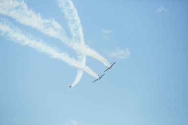 Şehir Riga, Letonya cumhuriyeti. Şehir festivali onuruna Avio gösterisi