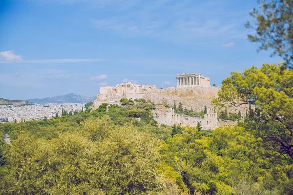 Ciudad Atenas, Grecia República. Acrópolis y montaña. Sep 11 201 — Foto de Stock