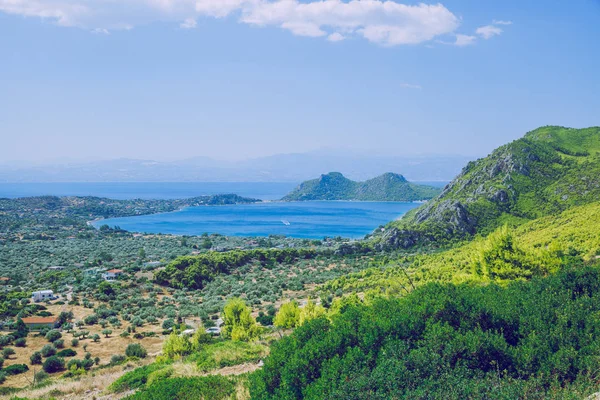 City athens, Repubblica greca. Montagne e acqua, mare blu. 13 . — Foto Stock