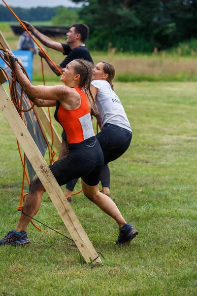 Ciudad Riga Letonia Carrera Carrera Gente Dedicaba Actividades Deportivas Superar — Foto de Stock