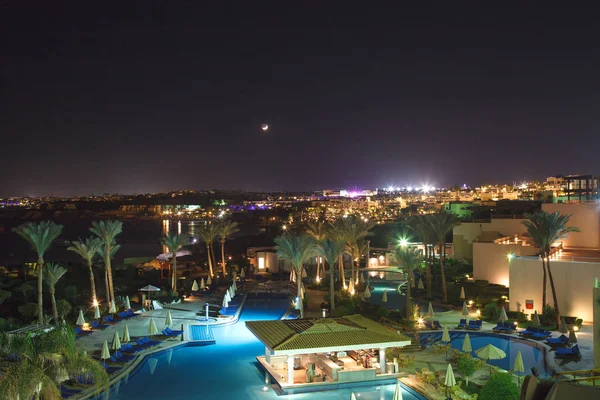 Hermosa vista nocturna del Siva Sharm Hotel en Sharm El Sheikh Noviembre 03, 2016 — Foto de Stock