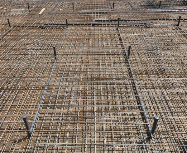 Construcción de una piscina, instalación de accesorios e instalación de tuberías de plástico —  Fotos de Stock