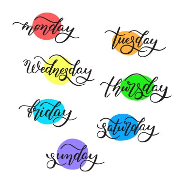 Haftanın mektup günleri - Pazartesi, Salı, Çarşamba, Perşembe, Cuma, Cumartesi, Pazar. Takvim için el yazısıyla yazılmış kelimeler, haftalık plan, düzenleyici.