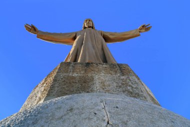 Barcelona, İspanya - 13 Mayıs 2017: İsa Mesih Sacred Heart, tapınağın bulunduğu şehrin yukarısındaki en yüksek yer kurulan olduğunu.