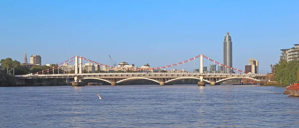 London Storbritannien Maj 2014 Chelsea Bridge Stål Vägbro Över Themsen — Stockfoto