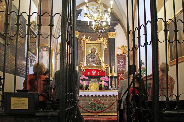 Krakow Polónia Abril 2012 Esta Capela Madona Negra Czestochowa Basílica — Fotografia de Stock