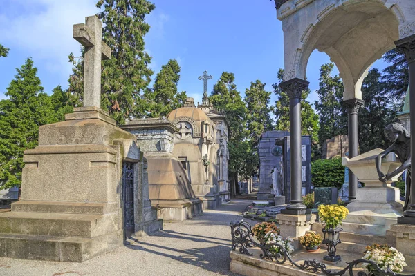 Milán Italia Mayo 2018 Este Uno Los Callejones Del Cementerio — Foto de Stock