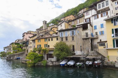 Lugano, İsviçre - 12 Mayıs 2018: Gandria Monte Bret Lake Lugano yakınındaki pitoresk eteklerinde bulunan bir şehir banliyösü olan.