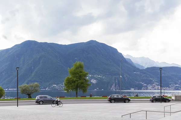 Lugano Svizzera Maggio 2018 Tratta Argine Cittadino Lungo Lago Una — Foto Stock