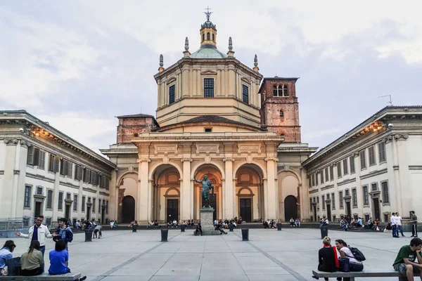 Milan Talya Mayıs 2018 Akşam San Lorenzo Maggiore Bazilikası Olduğunu — Stok fotoğraf