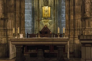 Valencia, İspanya - 18 Mayıs 2017: Katedral, dini tapınak Hıristiyanlığın Kutsal Kâse'nin sunak olduğunu.