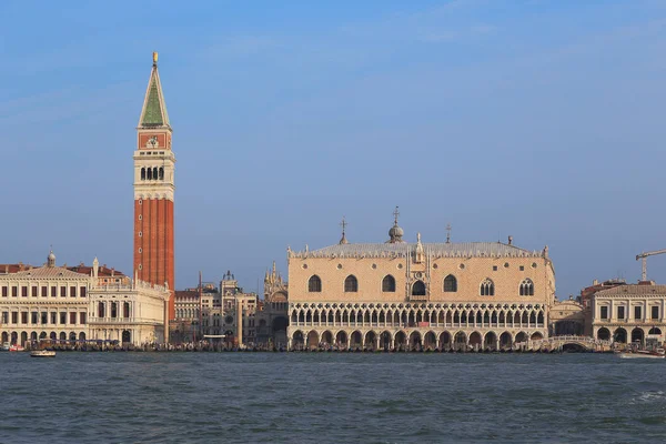 Venice Olaszország 2018 Szeptember Dózsék Palota Campanila San Marco Felületről — Stock Fotó