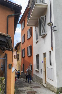 Lugano, Switzerlan - 12 Mayıs 2018: Bu şehir dağlık kesiminde yaya sokakları biridir.