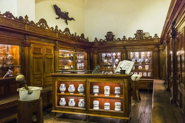Milan Italy May 2018 Reconstructed Interior Medieval Pharmacy Museum Science — Stock Photo, Image