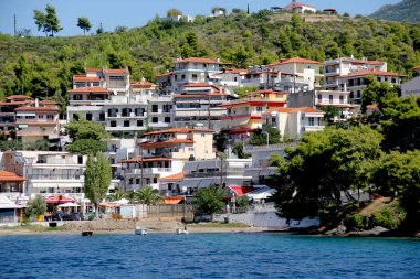 Northe bir deniz Yunan şehrin modern konut geliştirme