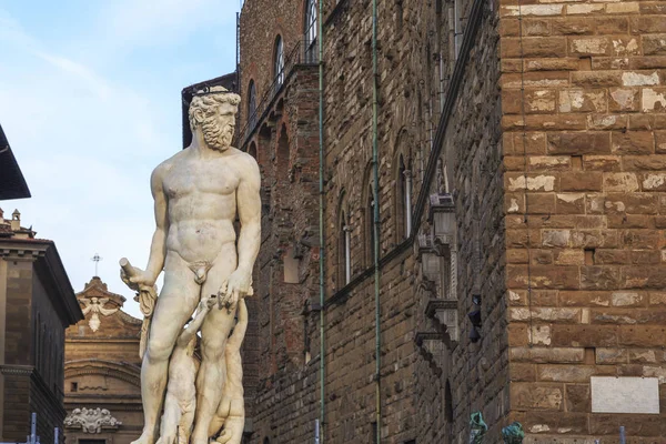 Sculpture de Neptune sur la place Signoria, Florence — Photo