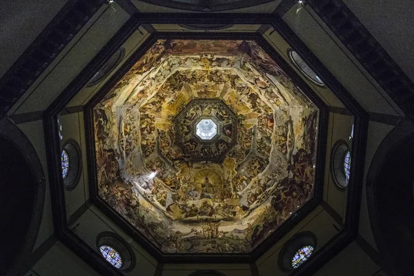 Interno della Cattedrale di Santa Maria del Fiore, Firenze — Foto Stock